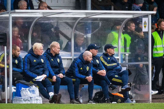 Sveriges naprapat Teferi Tedla, målvaktstränare Gustav