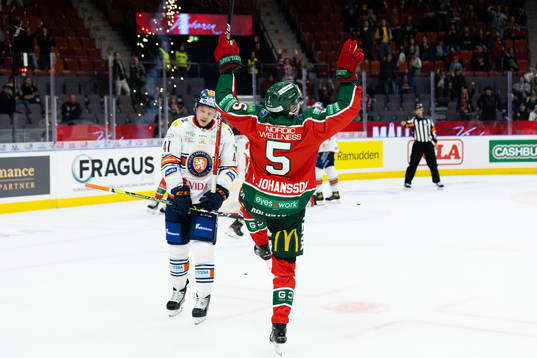Frölundas Filip Johansson jublar