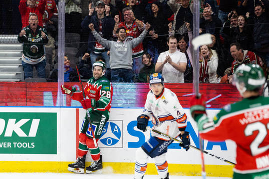 Frölundas Anthony Greco jublar