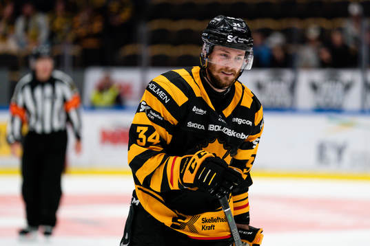 Skellefteås Tom Kühnhackl