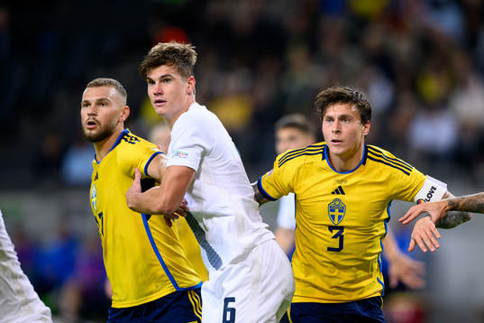 Jesper Karlström and Victor Nilsson Lindelöf of Sweden