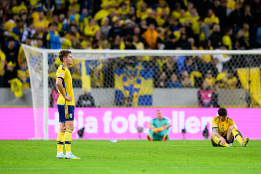 Mattias Svanberg and Victor Nilsson Lindelöf of Sweden