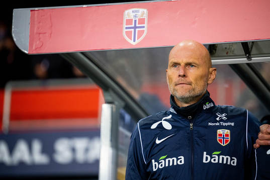 Head coach Ståle Solbakken of Norway