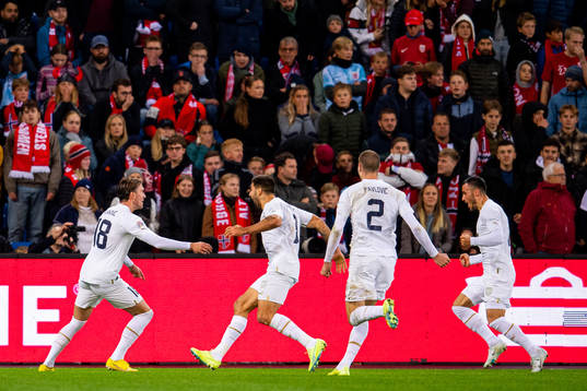 Dusan Vlahovic of Serbia celebrates the 0-1 goal