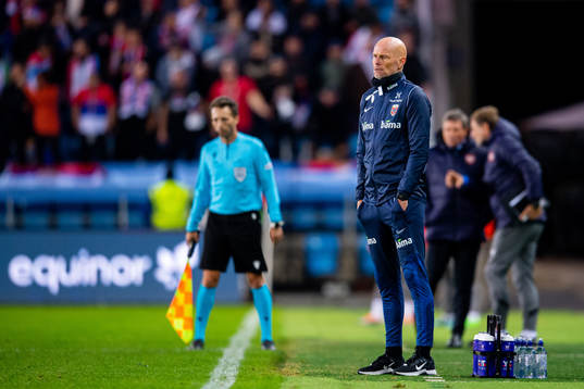Head coach Ståle Solbakken of Norway