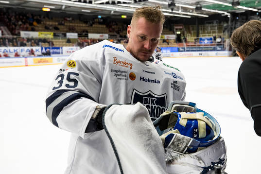Karlskogas målvakt Lars Volden