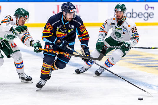 Kristianstads Theodor Pistek och Jack Kopacka mot
