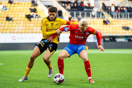 Elfsborgs Besfort Zeneli och Helsingborgs Elmar Lindkvist