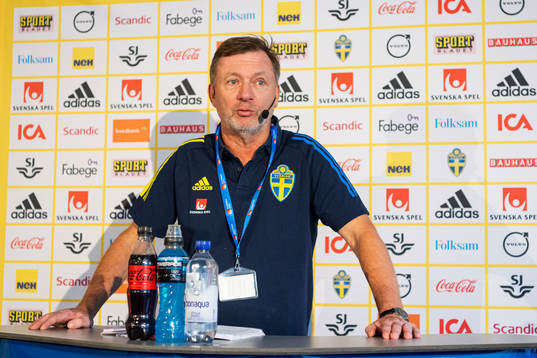Head coach Peter Gerhardsson of the Swedish women's