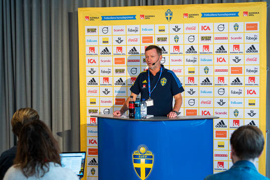 Head coach Peter Gerhardsson of the Swedish women's