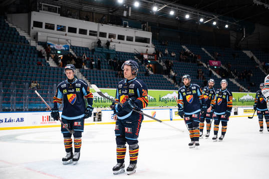 Djurgårdens Ludvig Hedström och Emil Berglund deppar