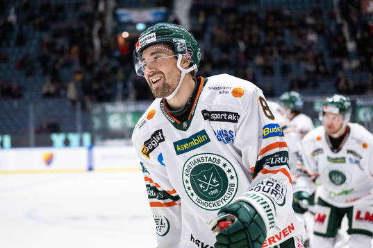 Kristianstads Robin Carlsson jublar