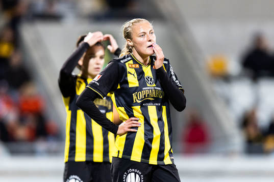 Elma Junttila Nelhage of Häcken looks dejected