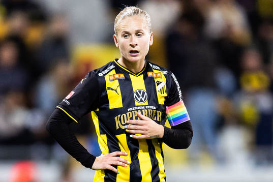 Filippa Curmark of Häcken looks dejected