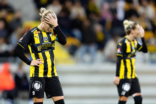 Filippa Curmark of Häcken look dejected