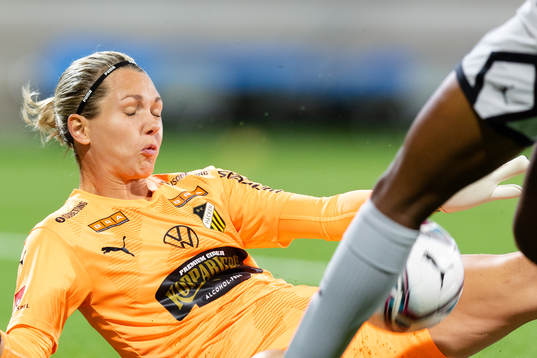 Goalkeeper Jennifer Falk of Häcken with a save