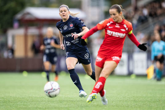 ,220928 Katrine Veje of FC Rosengård and Tuva Hansen of