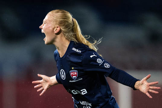 Sofie Bruun Bredgaard of FC Rosengård celebrates