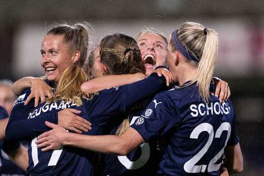 Mimmi Larsson of FC Rosengård celebrate with team mates