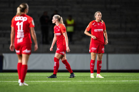 Signe Gaupset and Maria Brochmann of Brann looks dejected