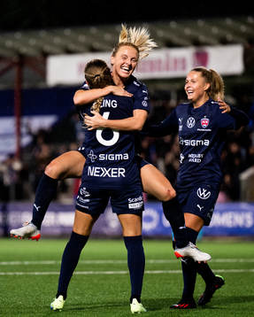 Mimmi Larsson of FC Rosengård celebrates with Ria Noora