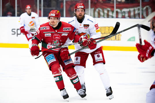 Modos Adam Pettersson och Almtunas Hampus Harlestam