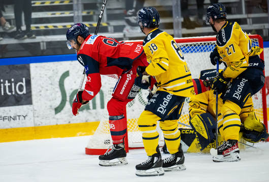 Västerviks Marcus Vela gör 1-1