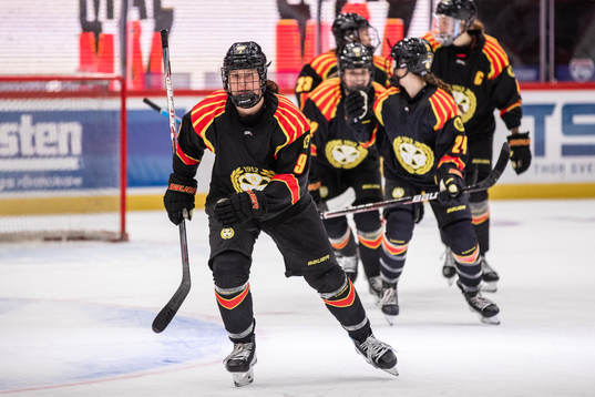 Brynäs Alena Mills jublar