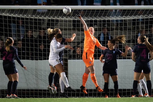 Malmö FFs målvakt, Emma Svensson