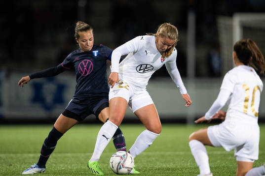 Rosengårds Tilde Björklund och Malmö FFs Cornelia