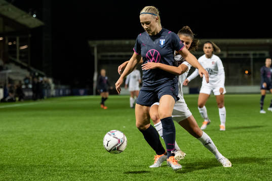 Malmö FFs Madeleine Hejde och Rosengårds Mikaela