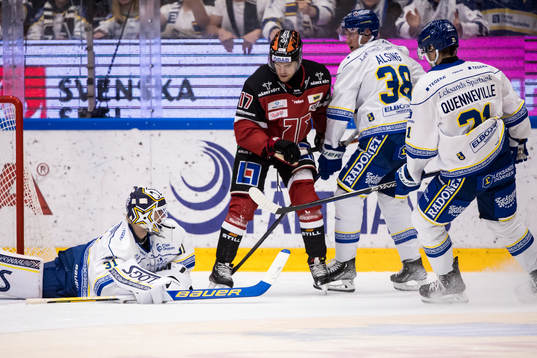 Leksands målvakt Kasimir Kaskisuo och Örebros William