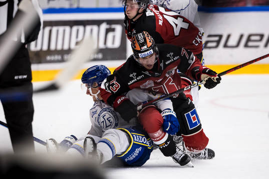 Örebros Oliver Eklind och Leksands Patrik Noren