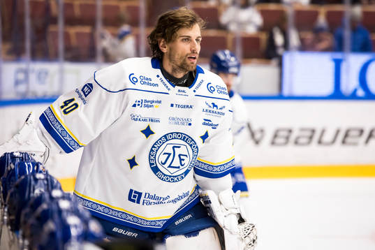 Leksands målvakt Mantas Armalis innan ishockeymatchen i