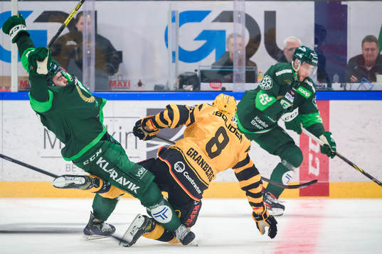 Färjestads Remi Elie och Skellefteås Petter Granberg