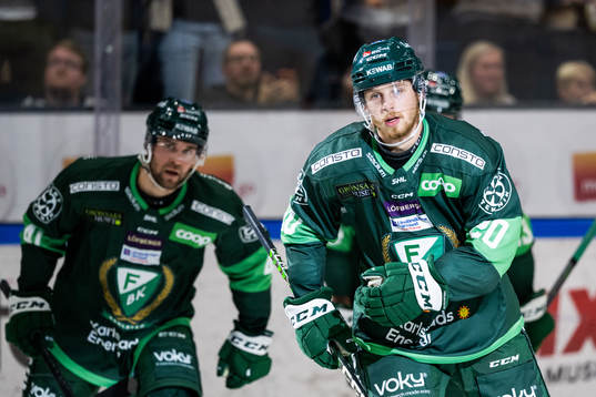 Färjestads Marcus Westfält jublar