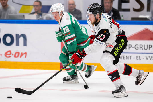Malmö Redhawks Kristian Vesalainen och Rögles Anton