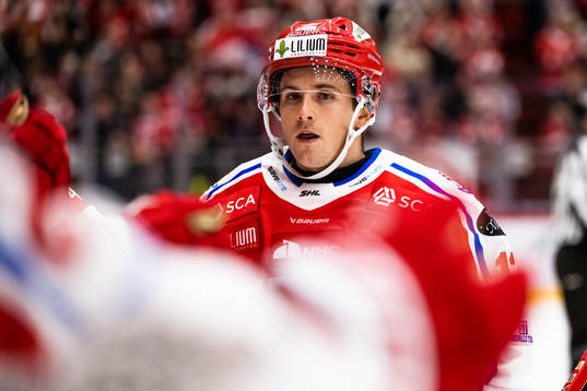 Timrås Nicholas Halloran jublar
