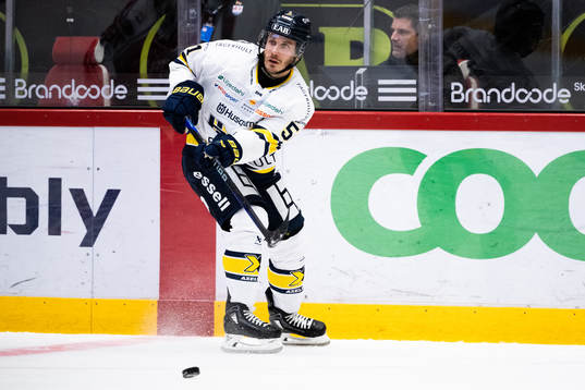 HV71s Andy Miele