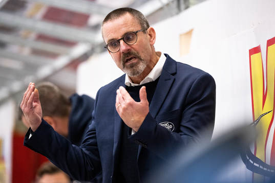 HV71s tränare Tommy Samuelsson