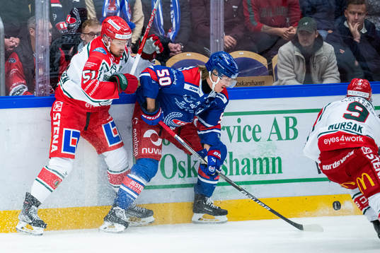 Frölundas Mats Rosseli Olsen och Oskarshamns Juuso Riikola