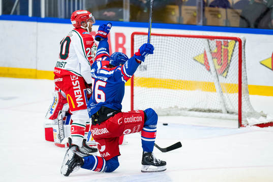 Oskarshamns Emil Lilleberg jublar