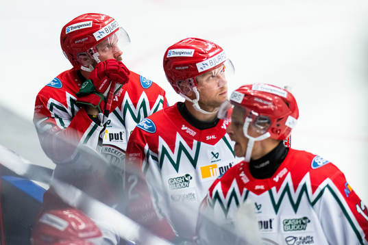 Frölundas Anders Grönlund och Christian Folin deppar