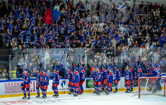 Oskarshamns spelare jublar