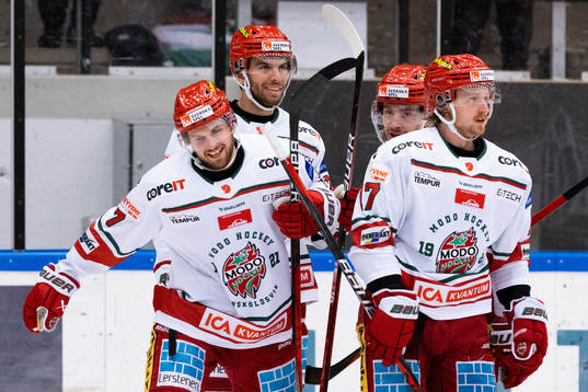 Modos Pontus Näsen jublar