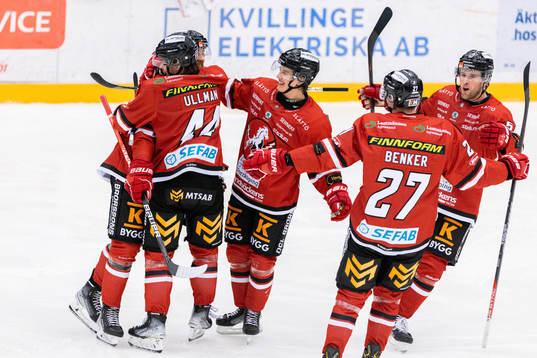 Vita Hästens spelare jublar