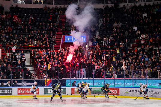 Bläddra bland fler bilder av Ishockey, Hockeyallsvenskan, Södertälje - Djurgården