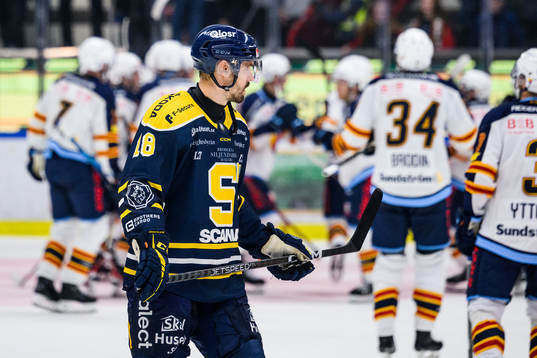 Södertäljes Linus Videll deppar
