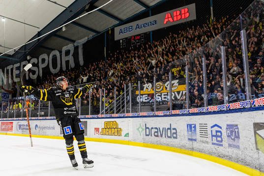 Bläddra bland fler bilder av Ishockey, Hockeyallsvenskan, Västerås - Östersund