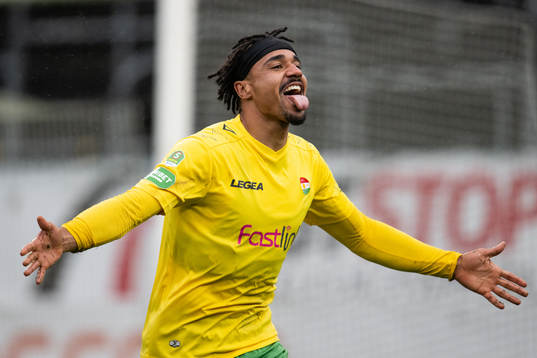 Dalkurds Fabio Nicolas Dixon jublar